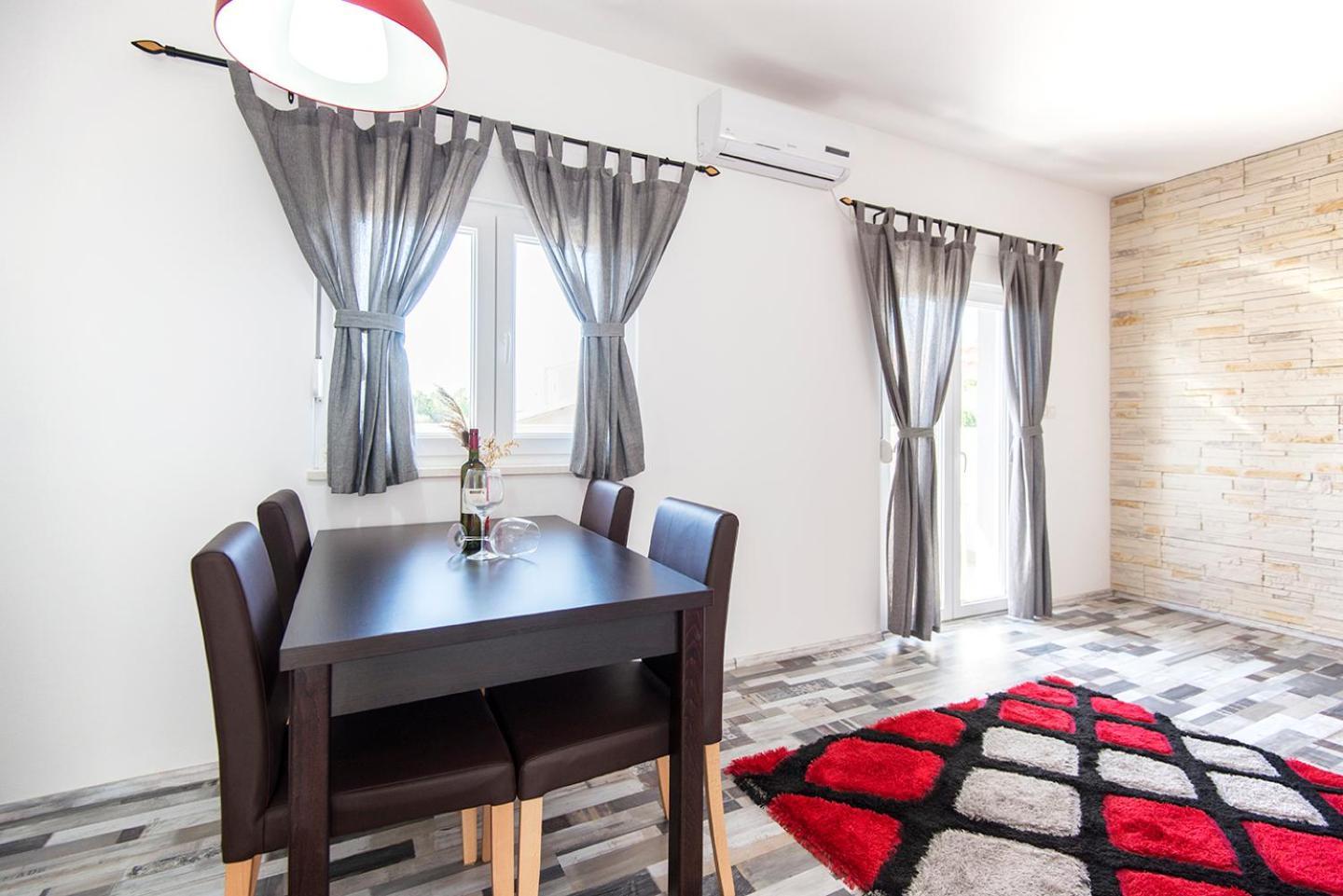 Apartments CAPE Deluxe Rtina Extérieur photo