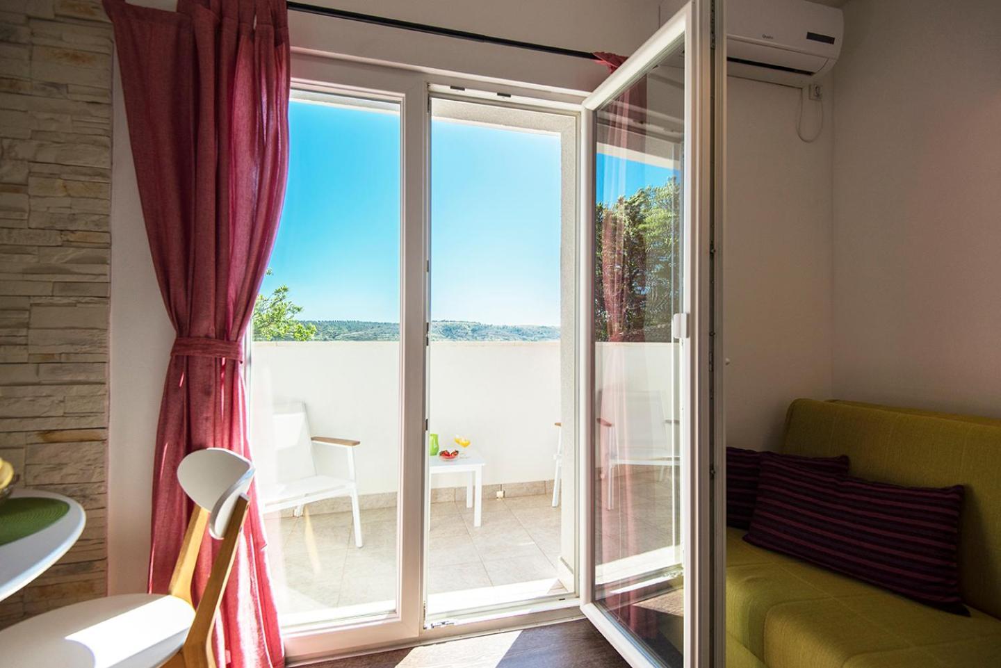 Apartments CAPE Deluxe Rtina Extérieur photo