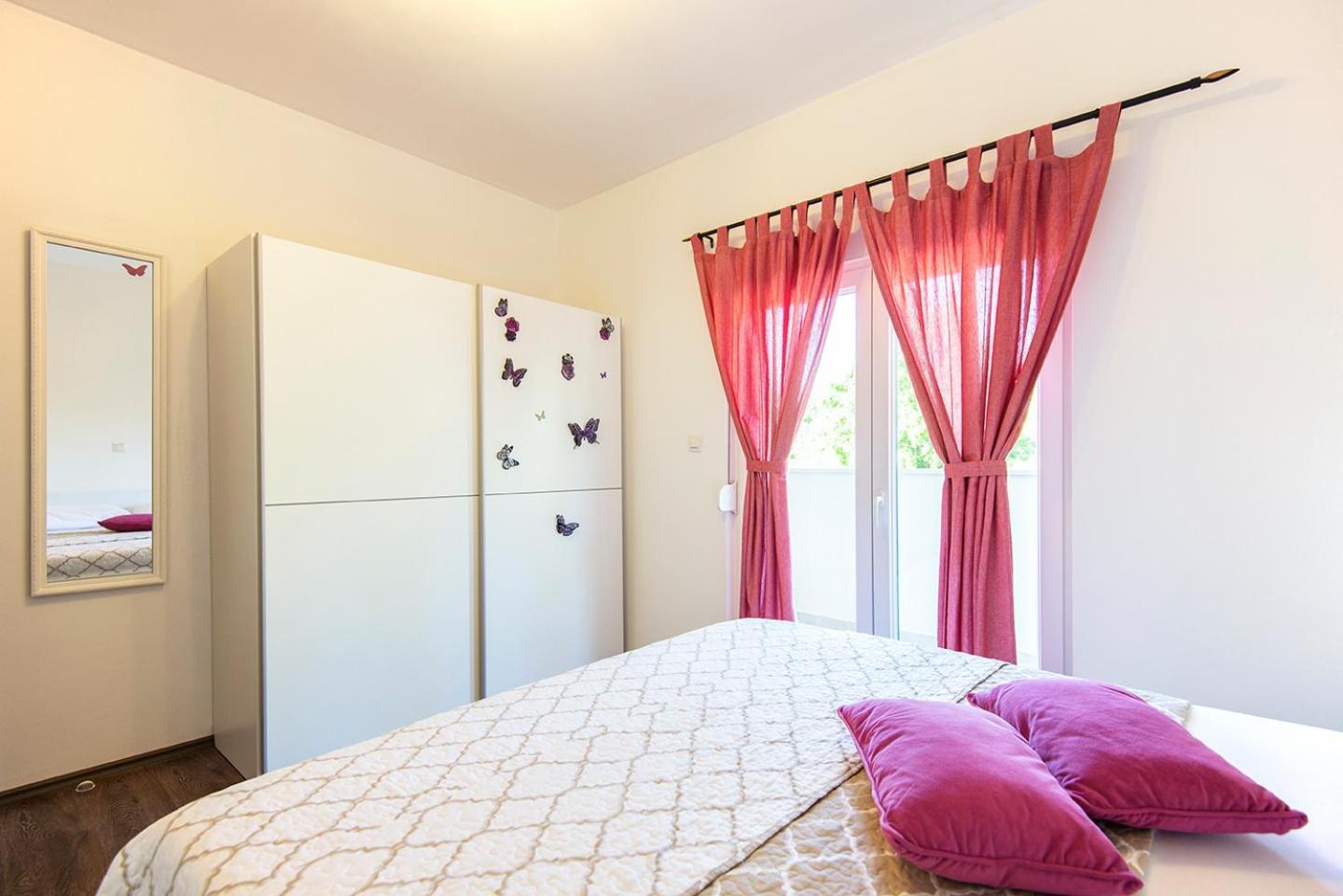 Apartments CAPE Deluxe Rtina Extérieur photo