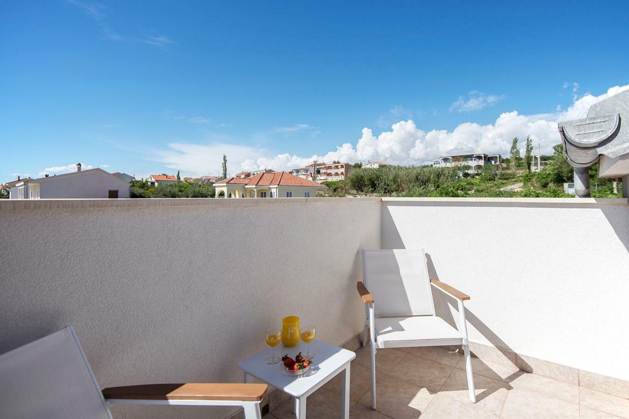 Apartments CAPE Deluxe Rtina Extérieur photo